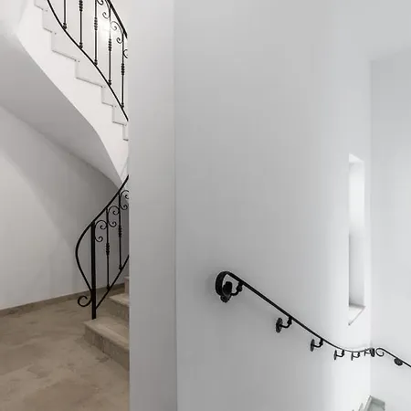 Сasa de vacaciones Holt Old Town One Bedroom Bucarest
