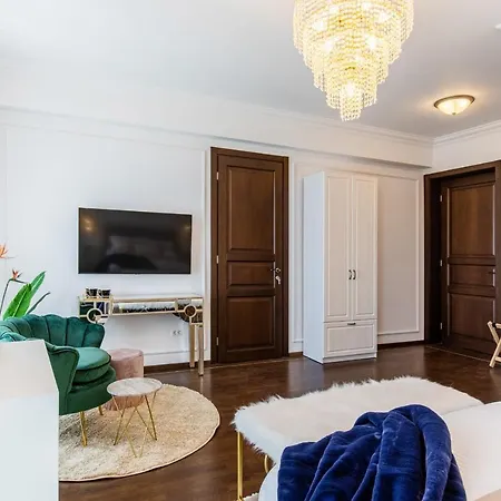 Old Town One Bedroom בית נופש בוקרשט