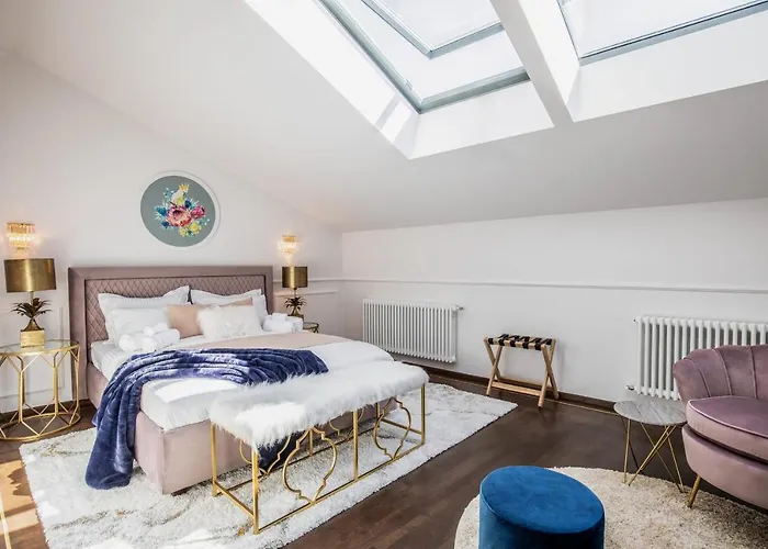 Old Town One Bedroom * Bukarest