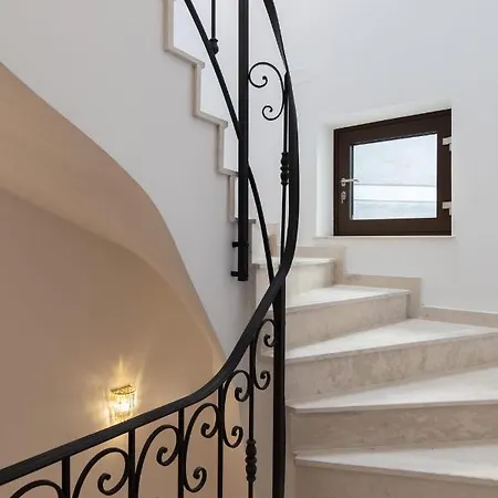 Old Town One Bedroom Bucharest